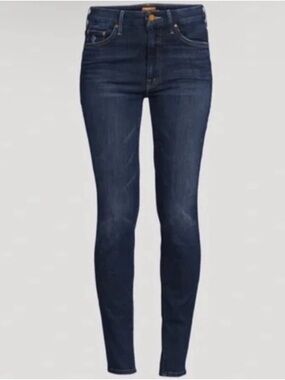 MOTHER The High Waisted Looker Crop in Hot Rod